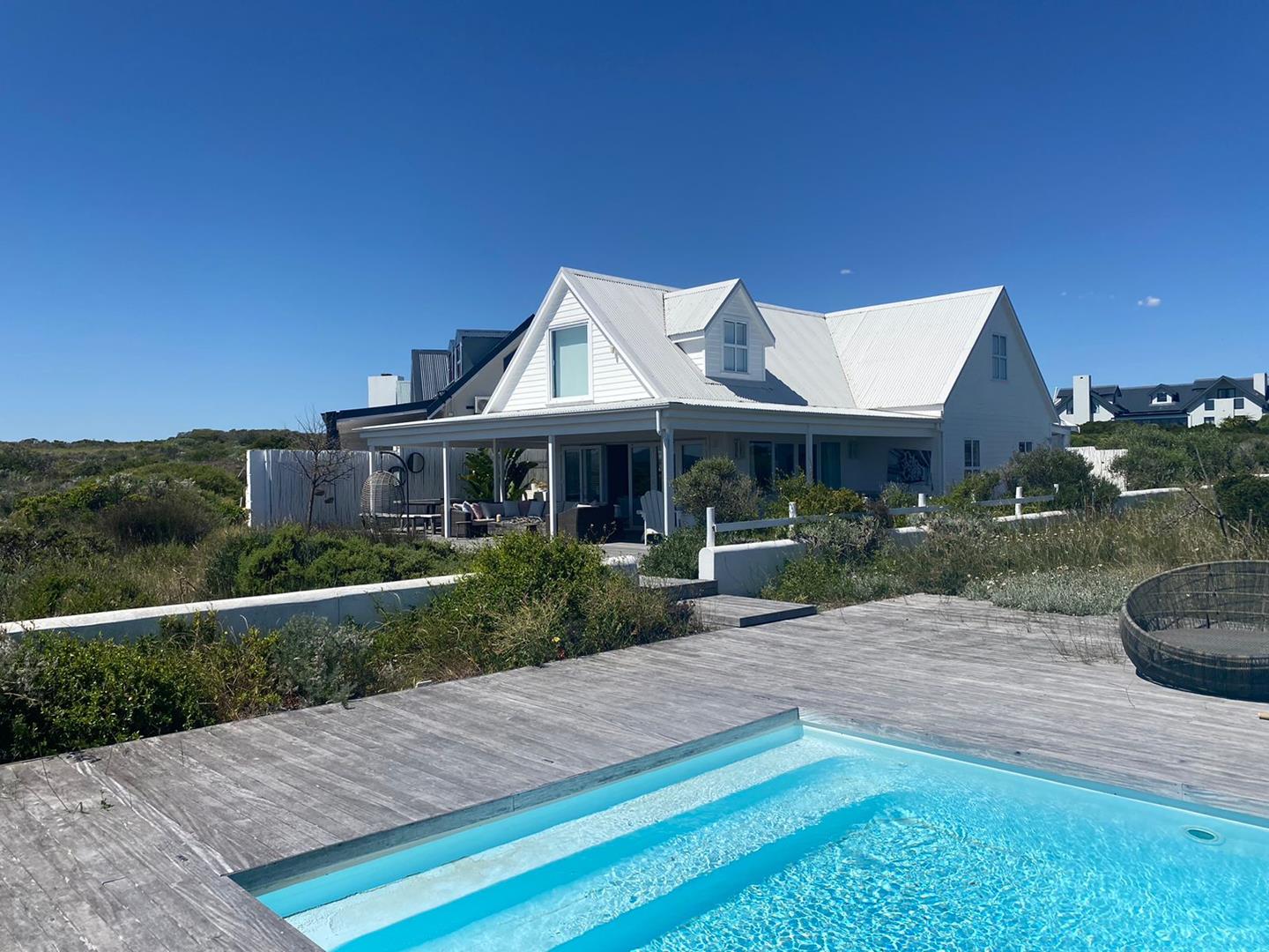 4 Bedroom Property for Sale in Grotto Bay Western Cape